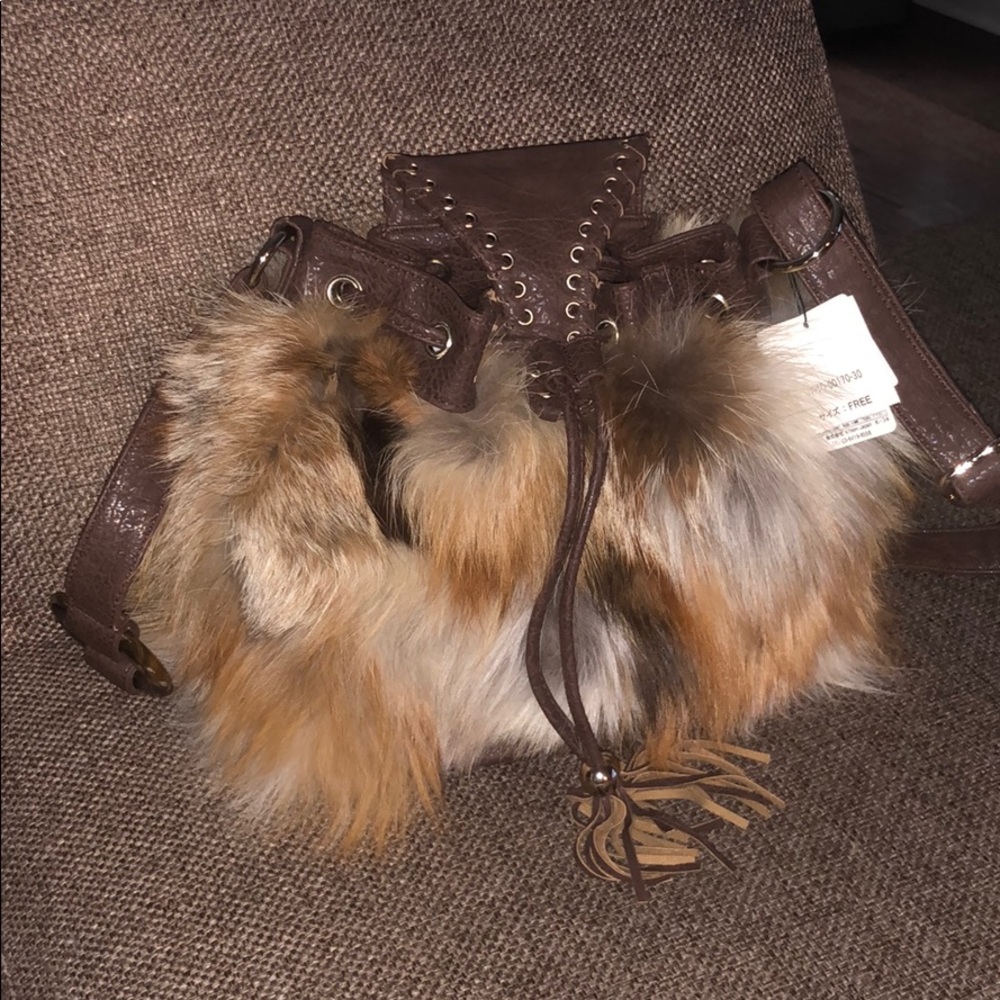 Julia Parker Bucket Bag